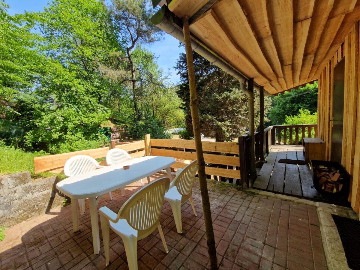 Chalet De La Foret 1 A 6 Pers Saint-Sauveur  Kültér fotó